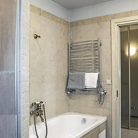 Apartment Real